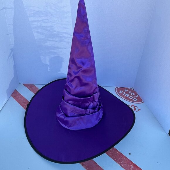 Brand New (4 available) One Size Tiered Tall Pointy Metallic Purple Witch's Hats - Picture 13 of 16